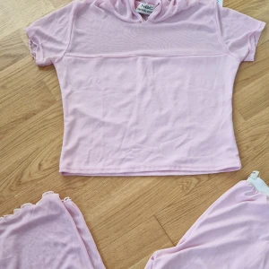 Gulligt 2 delar sett - Ok skick