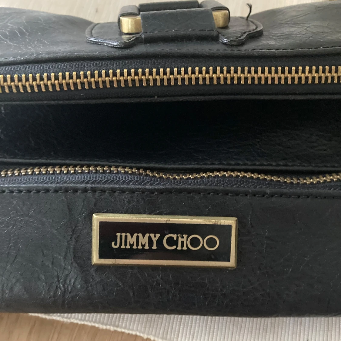Svart axelväska från Jimmy Choo - 1