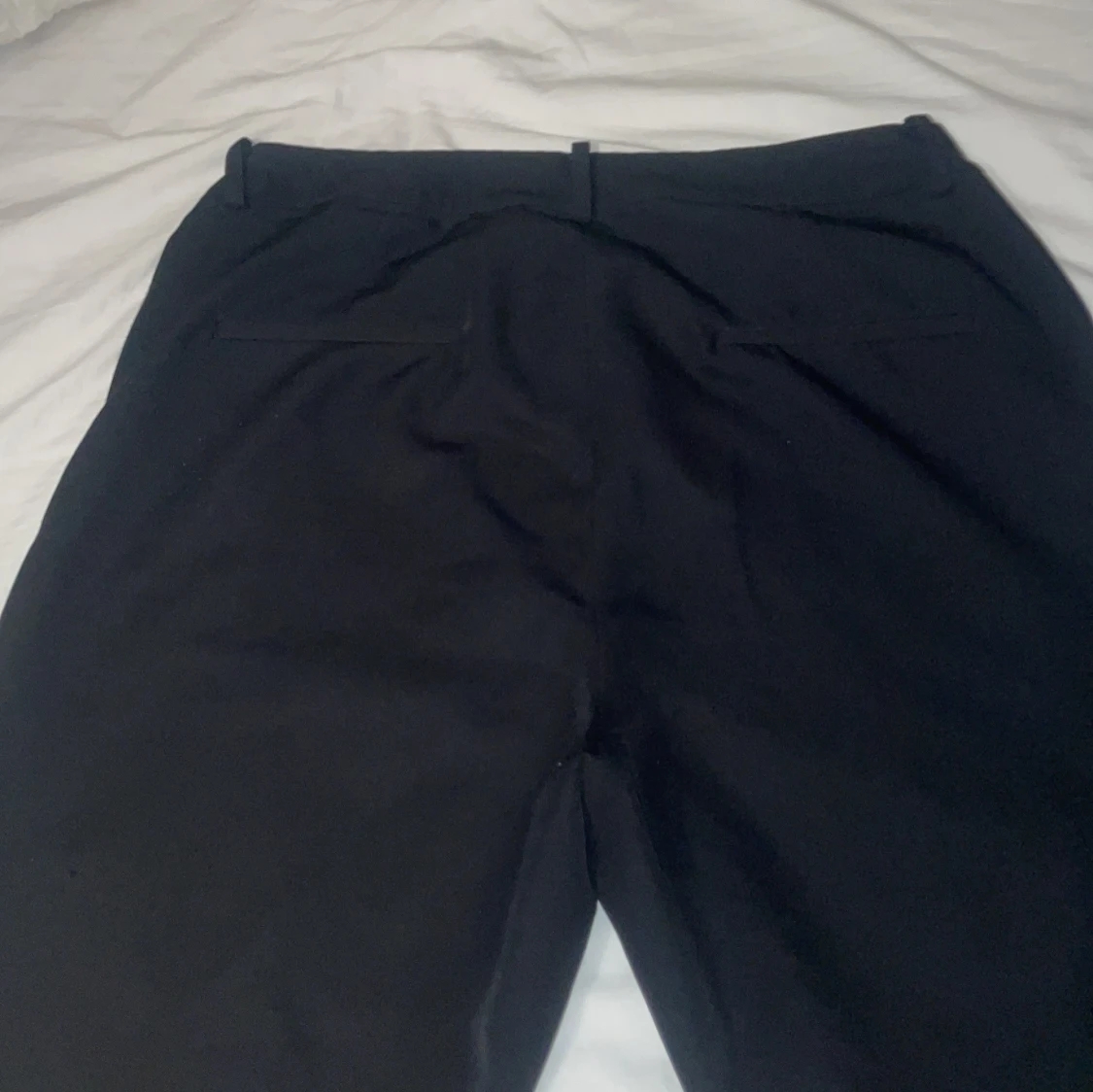 Svarta kostymbyxor från BikBok - 1
