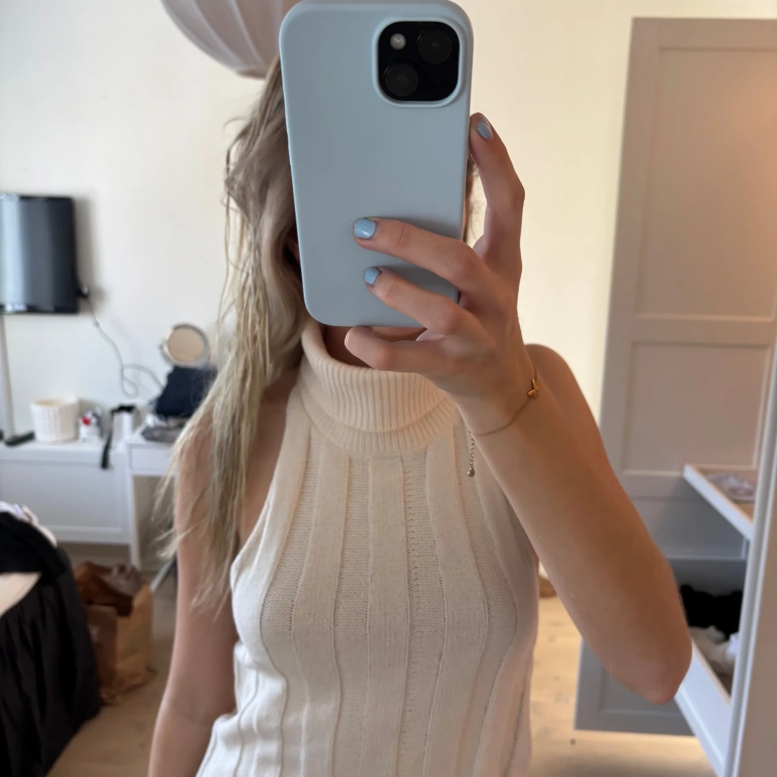 Vit ribbad polotopp - 1