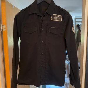 Hysteric Glamour Overshirt - Hysteric Glamour Overshirt | Storlek: S | Skick: Mycket fint | Hojta till vid frågor👌