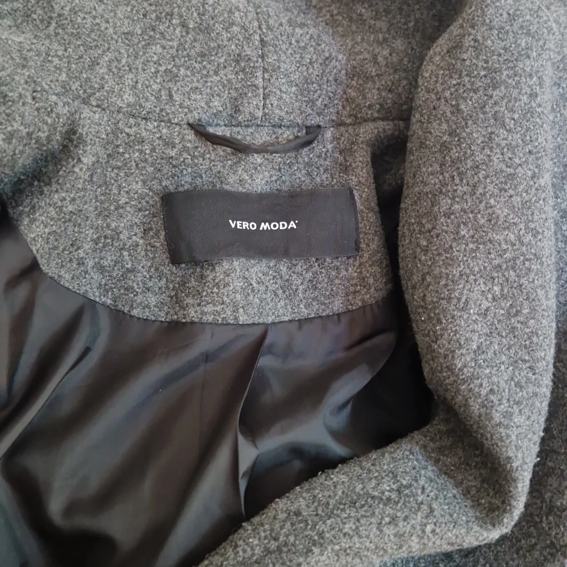 Grå Kappa från Vero Moda - 3