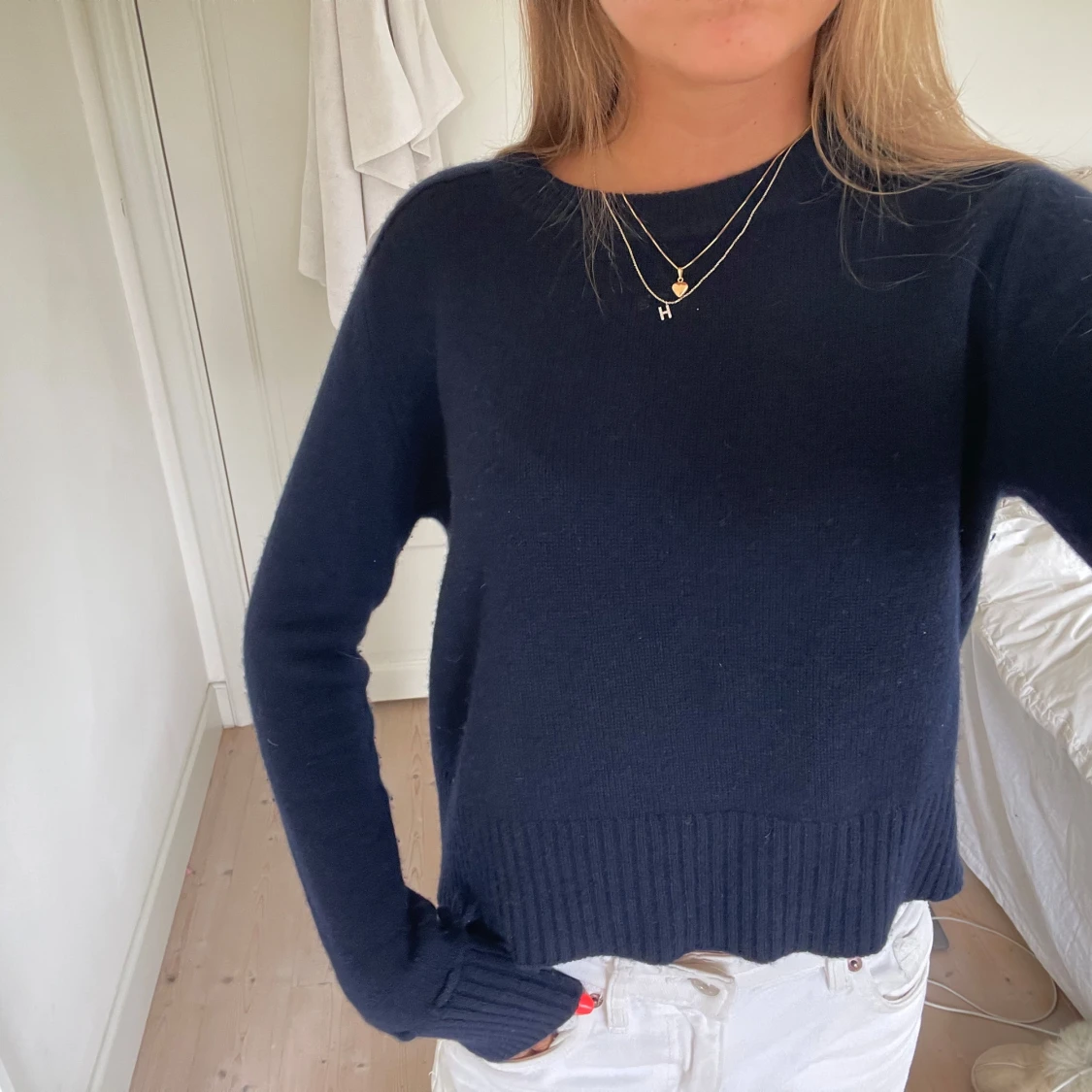 Lisa yang tröja - 1