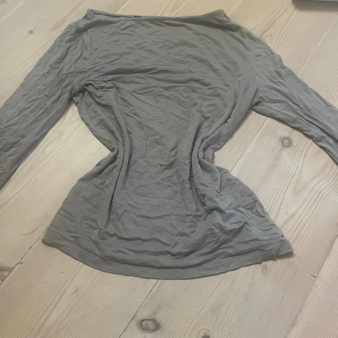 Basic beige långärmad tröja - 90