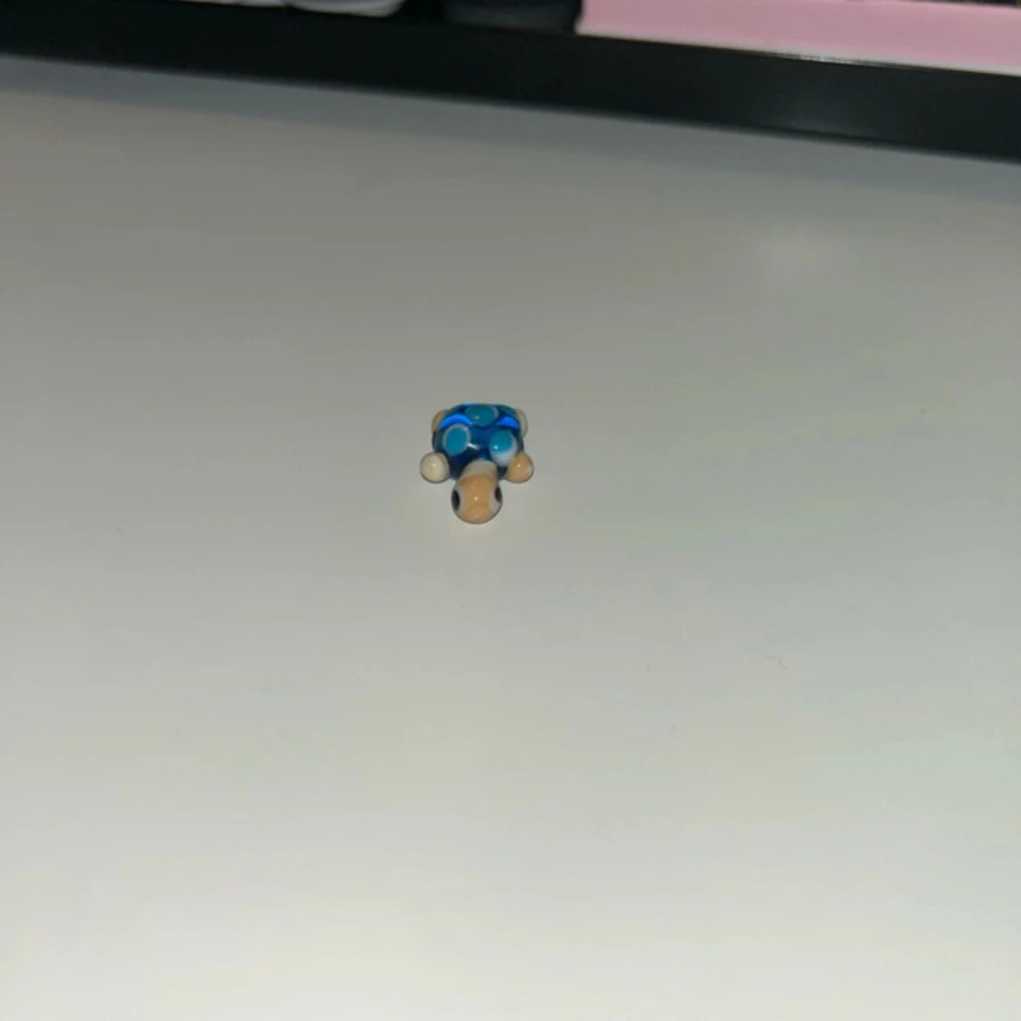 Blå pärlsköldpadda halsbandshänge