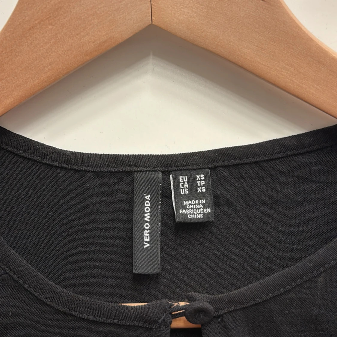 Svart blus från Vero Moda XS - 2