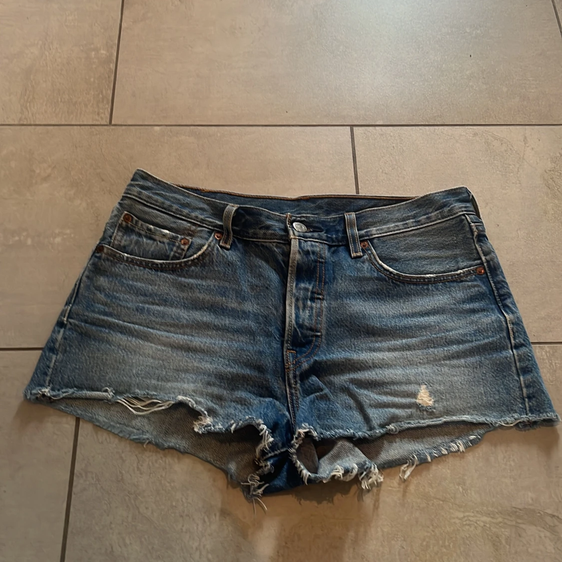 Levi's blå jeansshorts - 1