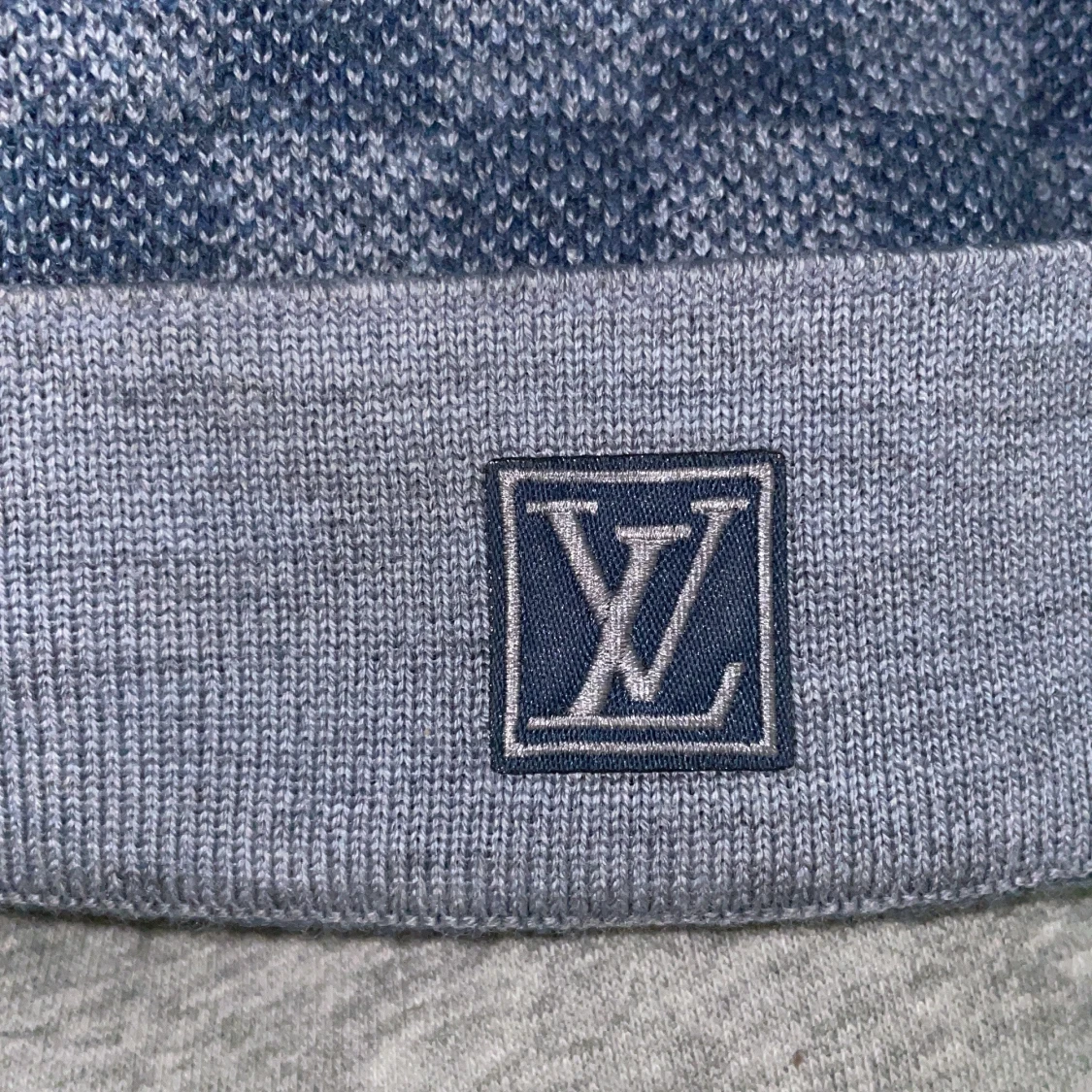 Navy Blue Louis Vuitton Mössa - 3