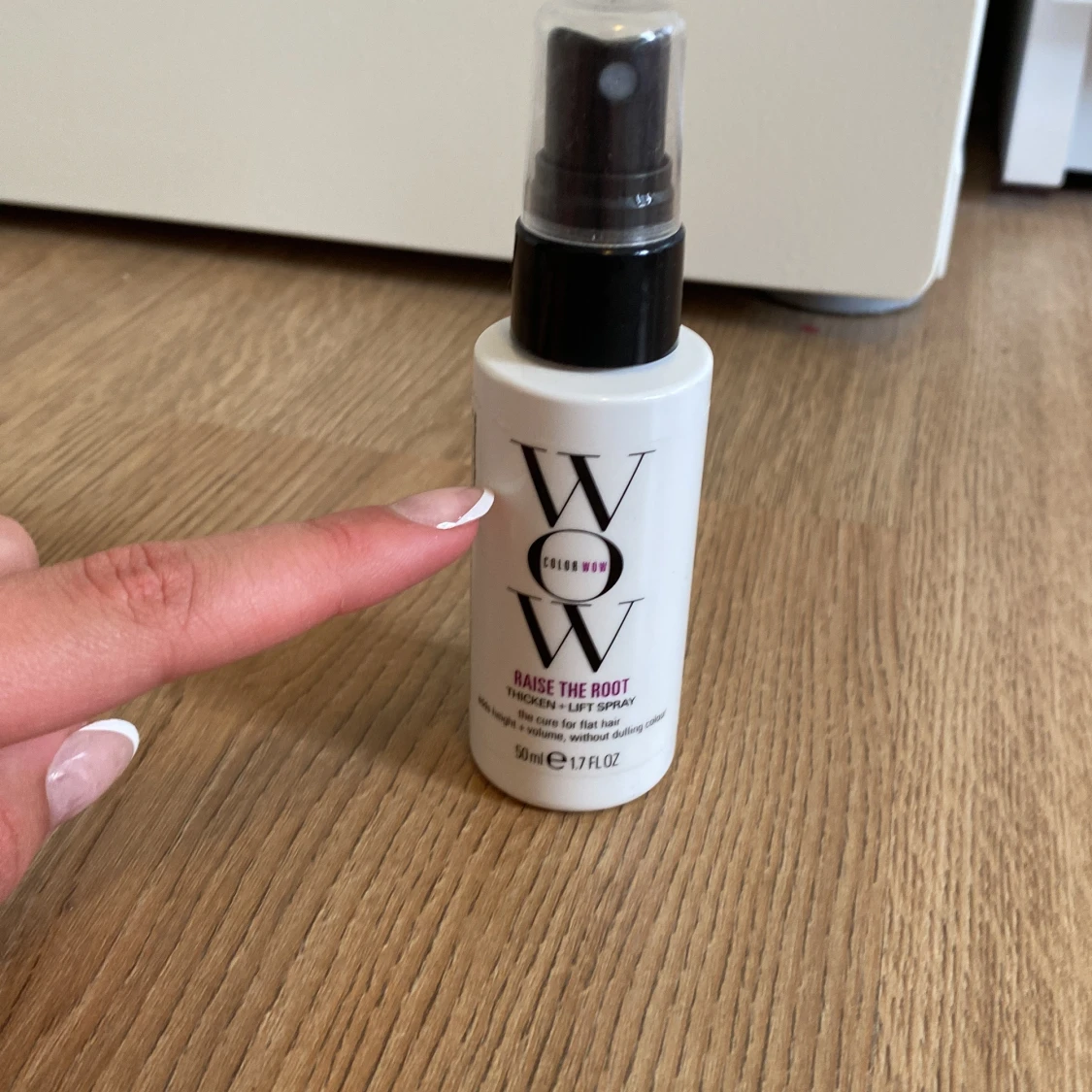 Color Wow Raise The Root Thicken + Lift Spray - 3