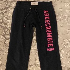  mjukisbyxor från Abercrombie & Fitch - Så snygga mjukis från a&f🎀🎀