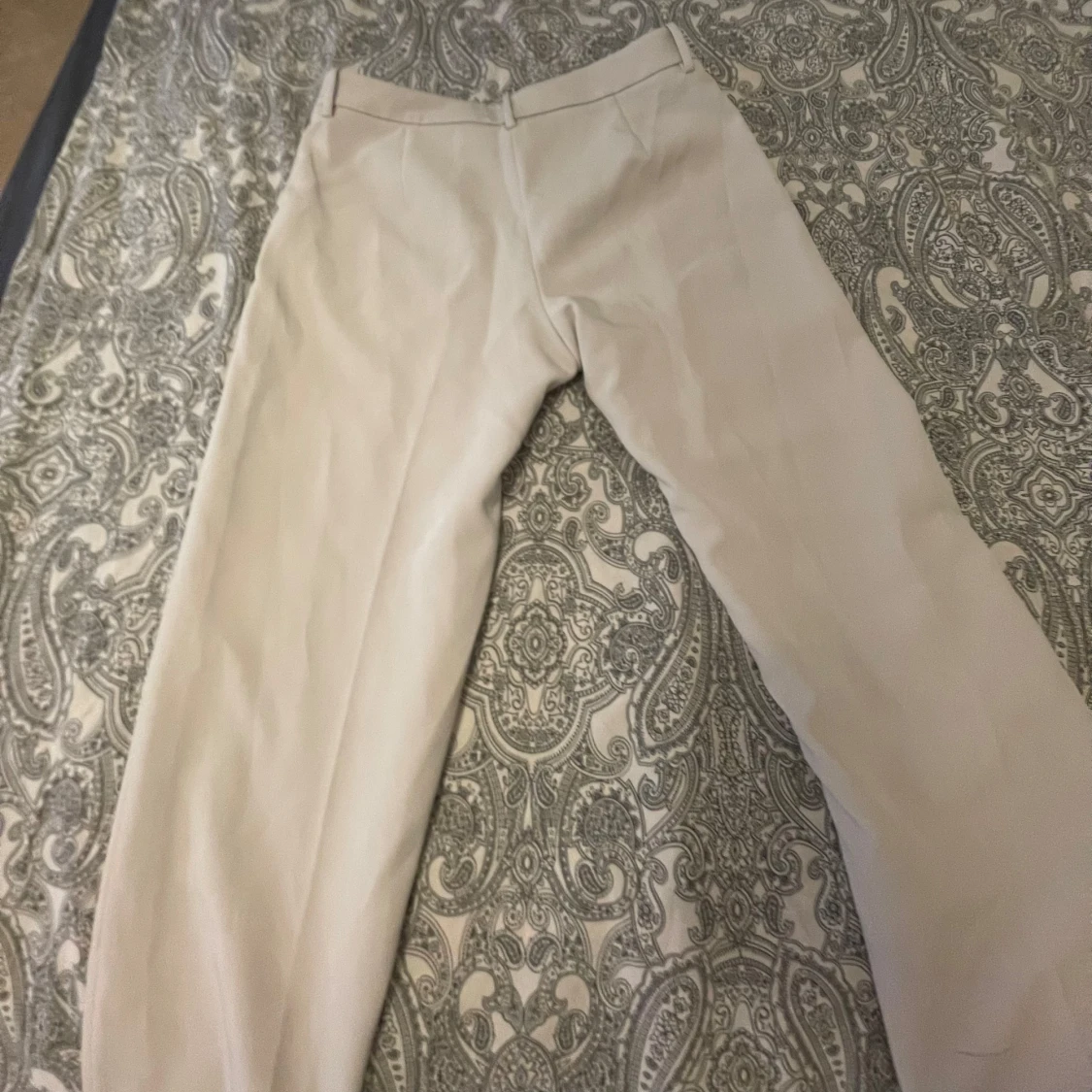 Beige kostymbyxor - 2