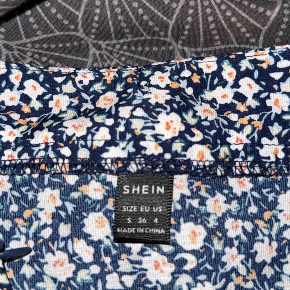 Fin blommig kjol  - 2