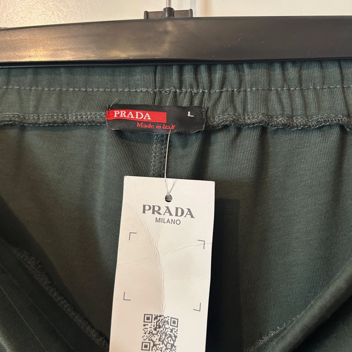 Gröna mjukisbyxor från Prada - 3