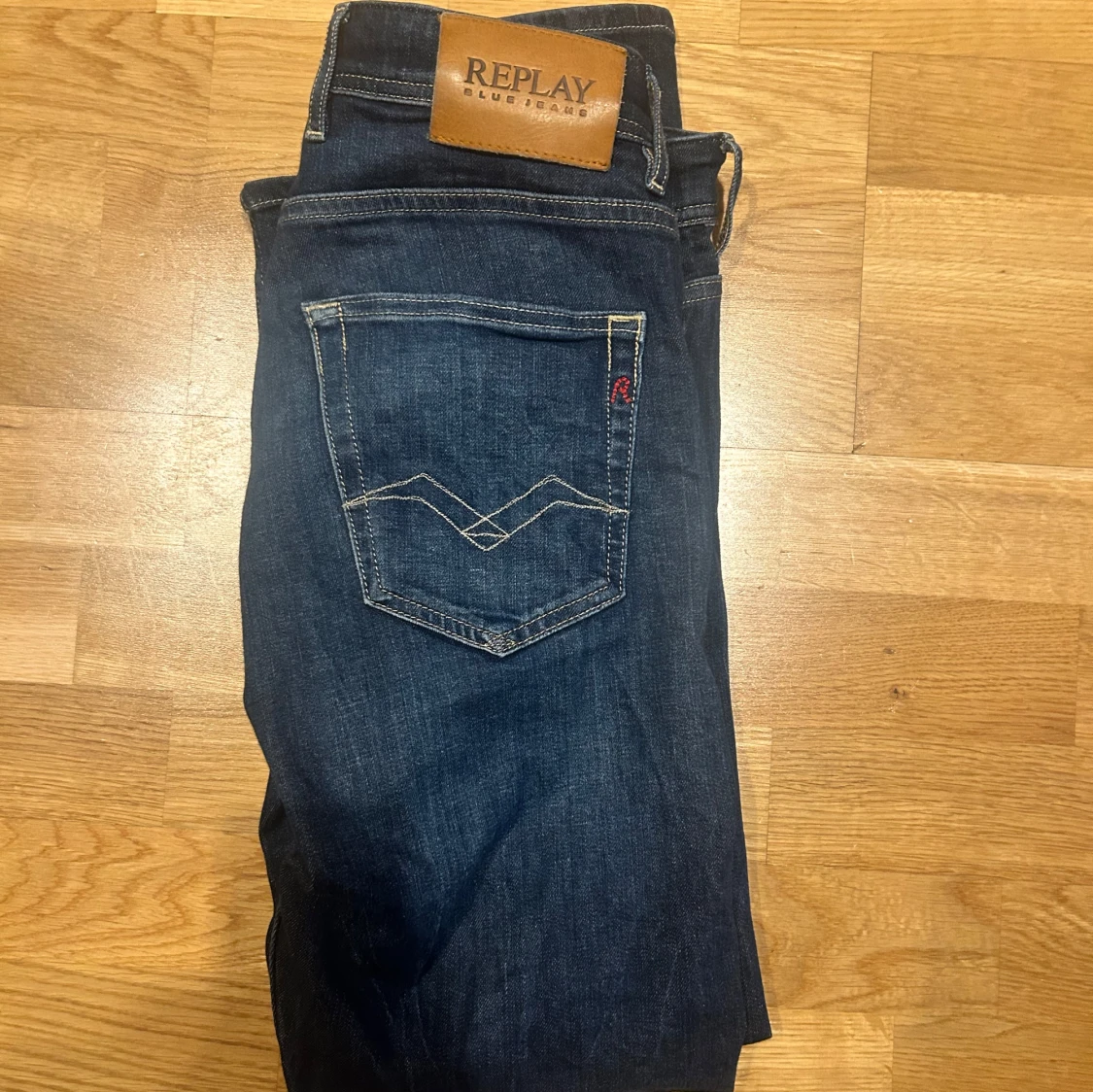 Mörkblå grover repley jeans  - 2