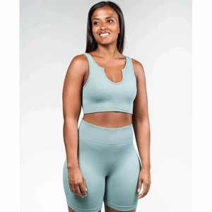 Nytt relode set - Shorts och sport bh med prislappar kvar från det trendande sportmärket relode.  Nypris 798kr