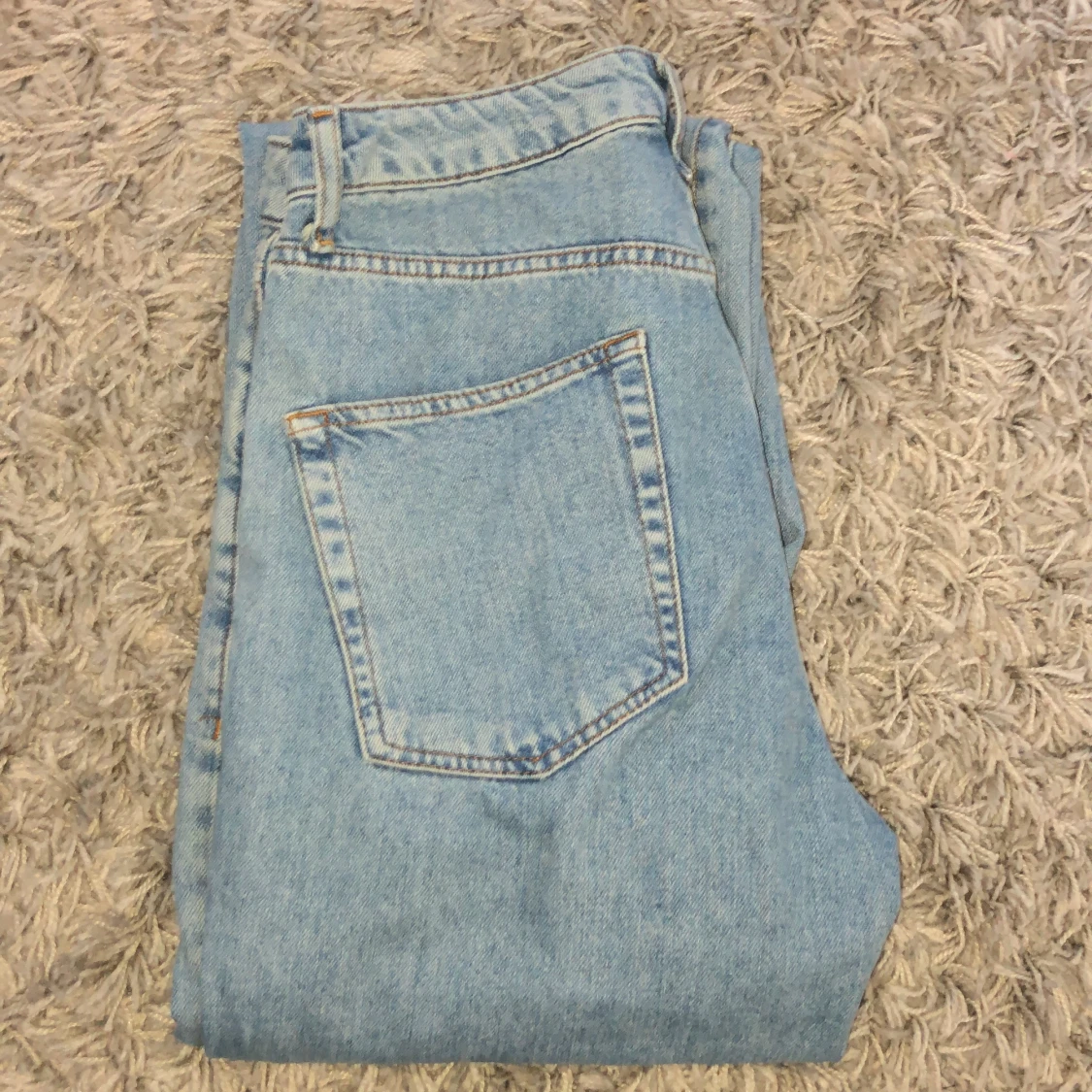 Ljusblå midwaist jeans - 91