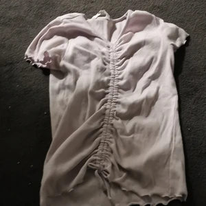 En jätte fin tröja storlek 170 - Jätte bra skick 