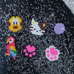 Helt nya nyckel ringar - frakt:12kr 10kr/st 