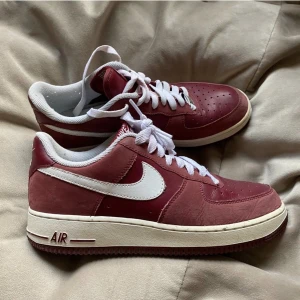 Nike skor - Vintage Nike skor i storlek 40