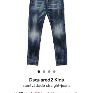 Dsquared2 jeans - Säljer nu mina dsquared2 jeans då de inte kommer till användning. Använda 2-3 gånger. Köpta på farfetch för 4000kr Äkta! Kvitto finns 