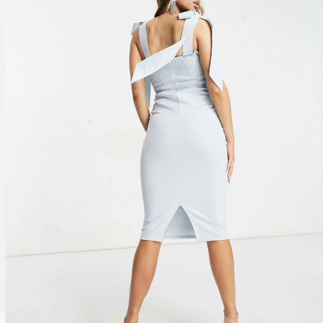 Ljusblå fodralklänning - 90