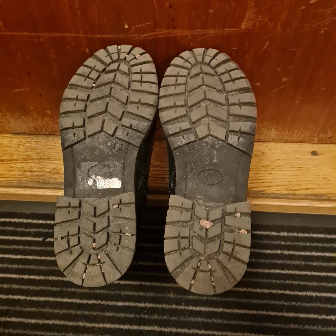 Kängor stl 37 från dinsko - 91