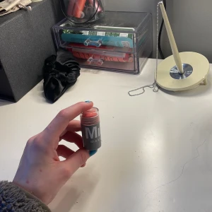 Milk blush stick - Intresskoll på min milk blush i färgen perk 