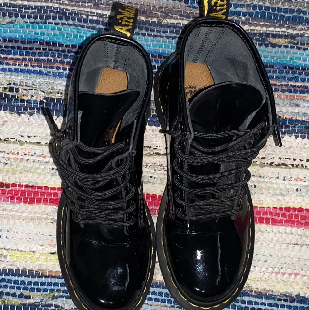 Dr.Martens boots in absolutely perfect condition!) I already want to sell it, because it’s just not my type of shoes and i wore it about couple of times) I don’t have a package for them because we just move from Ukraine, soooo…(. Skor.
