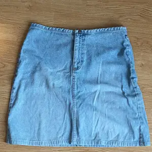 Jeans kjol. 