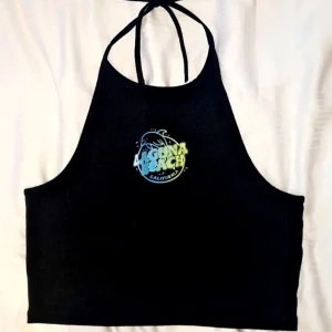 Topp - Super söt topp med snöre, inga defekter.