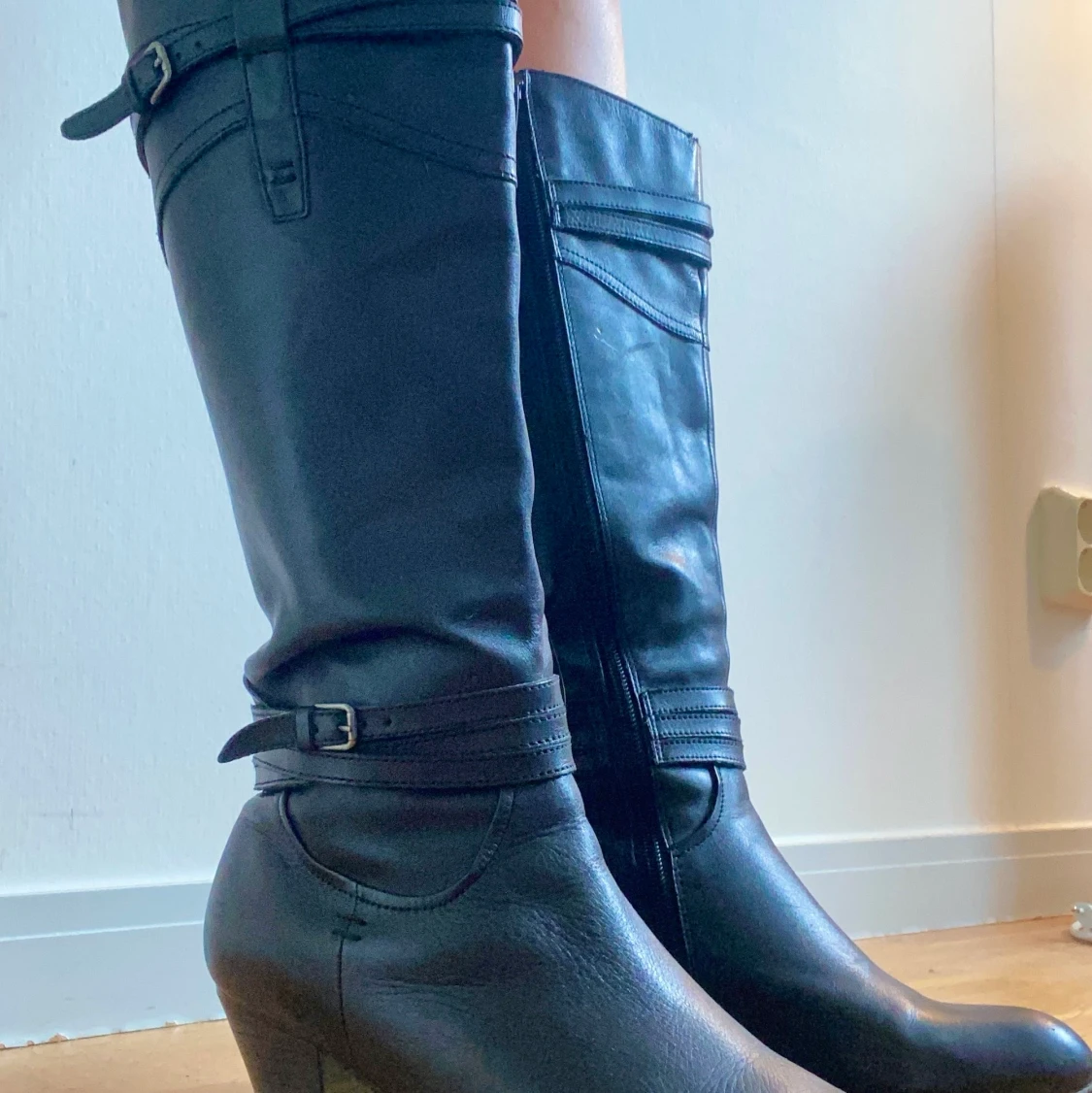 Svarta höga boots - 90