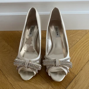 Finskor/ bröllopssko - Inköpt för 3 år sedan och använd till ett bröllop