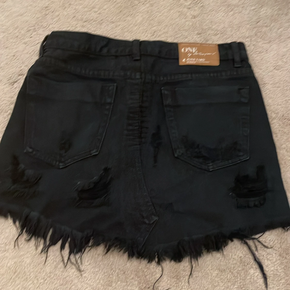 Kjol från Oneteaspoon i storlek 25 - 91