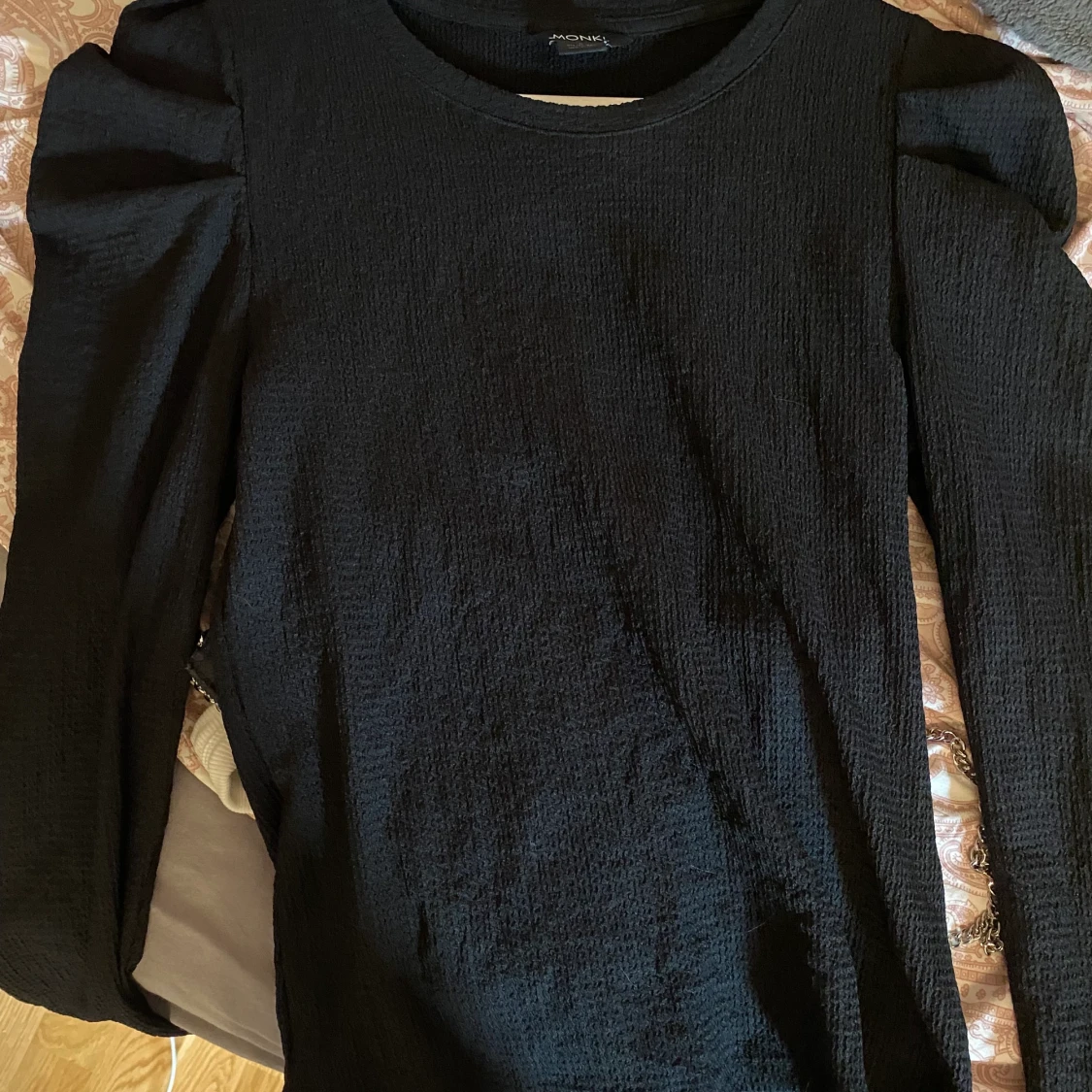 Tröja med puffärm - 91