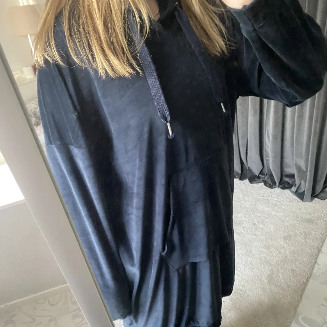 Hoodie-klänning i sammet - 90