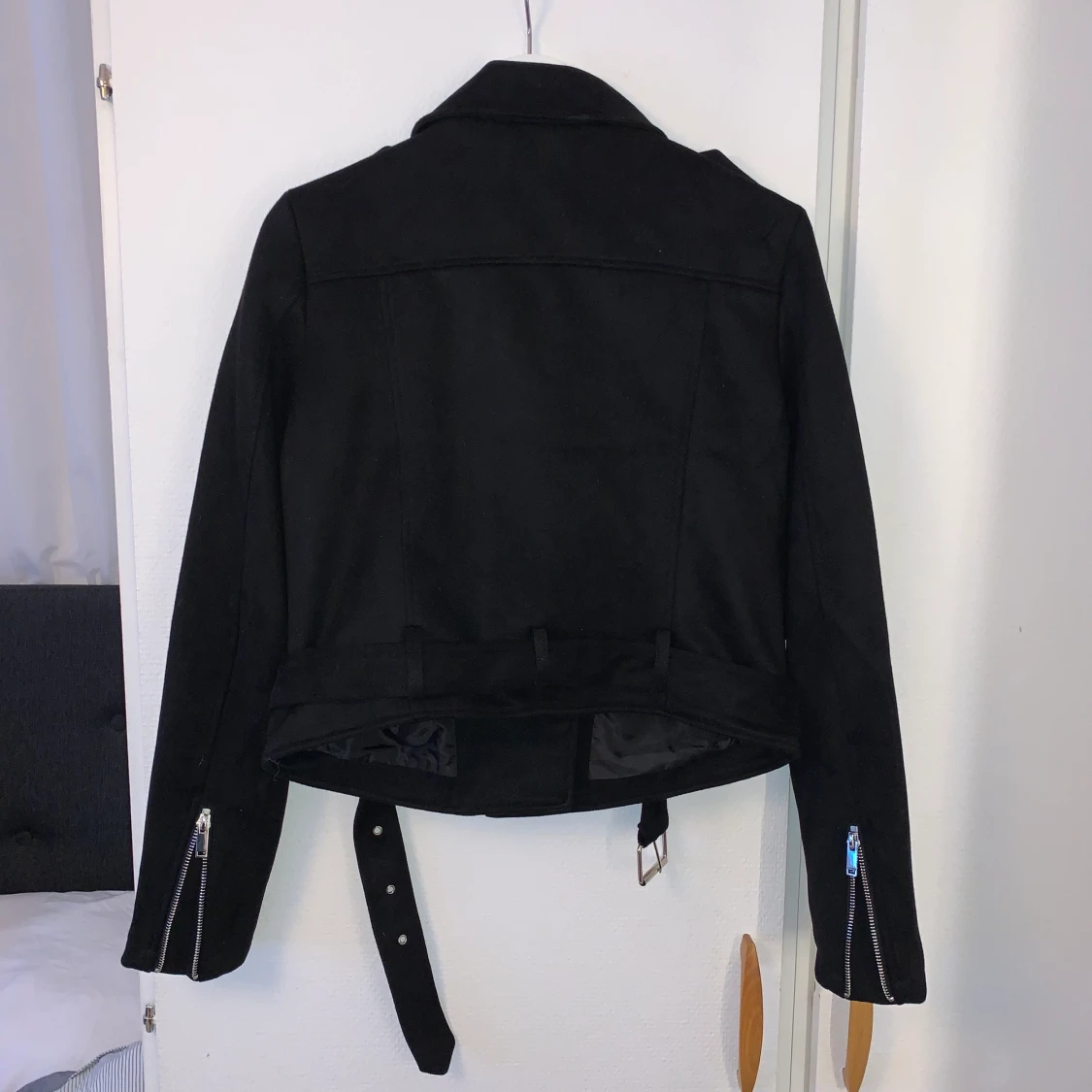 Mocka skinnjacka  - 91