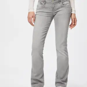  Säljer ett par ljusgrå LTB valerie jeans storlek 29/32❤️