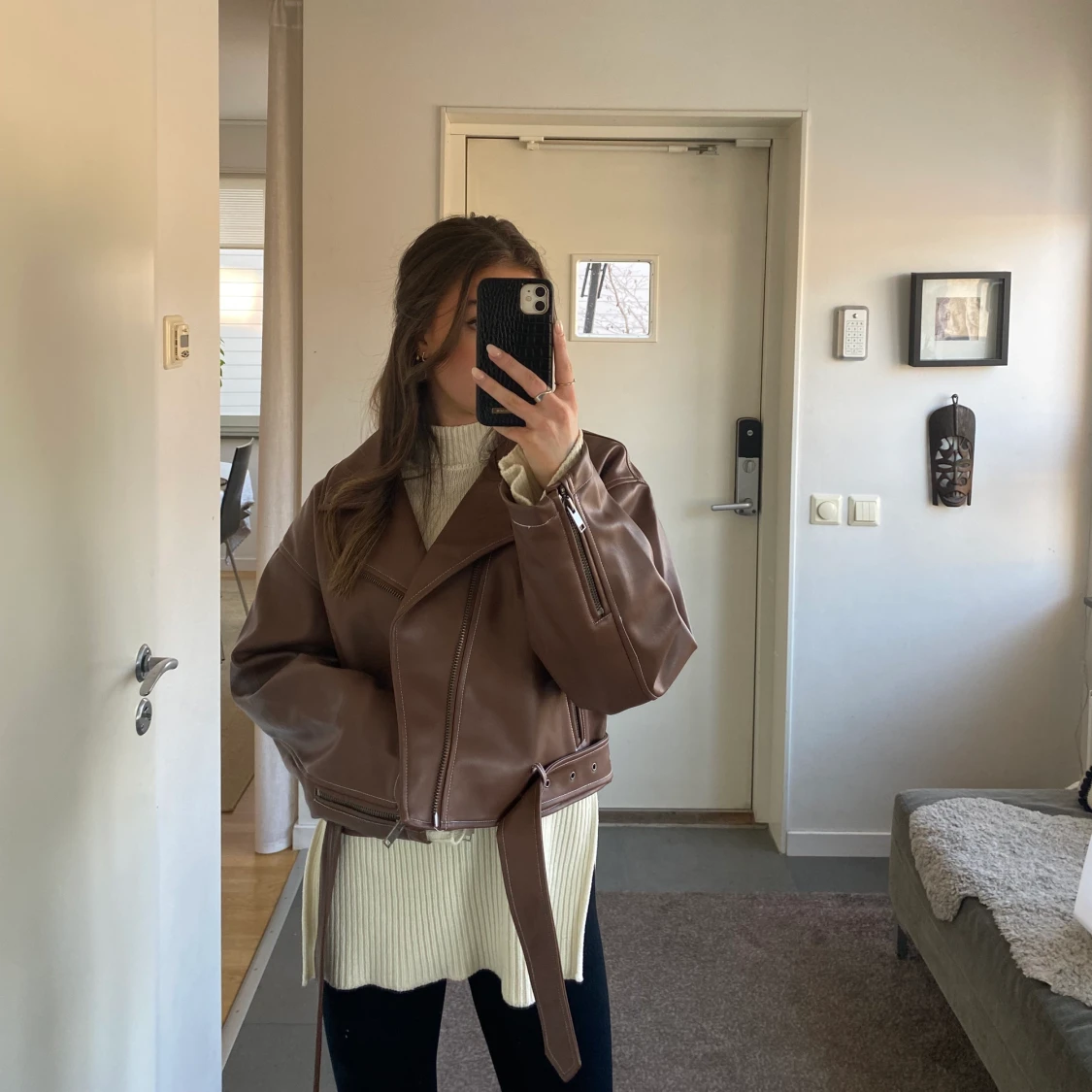 Brun skinnjacka  - 90