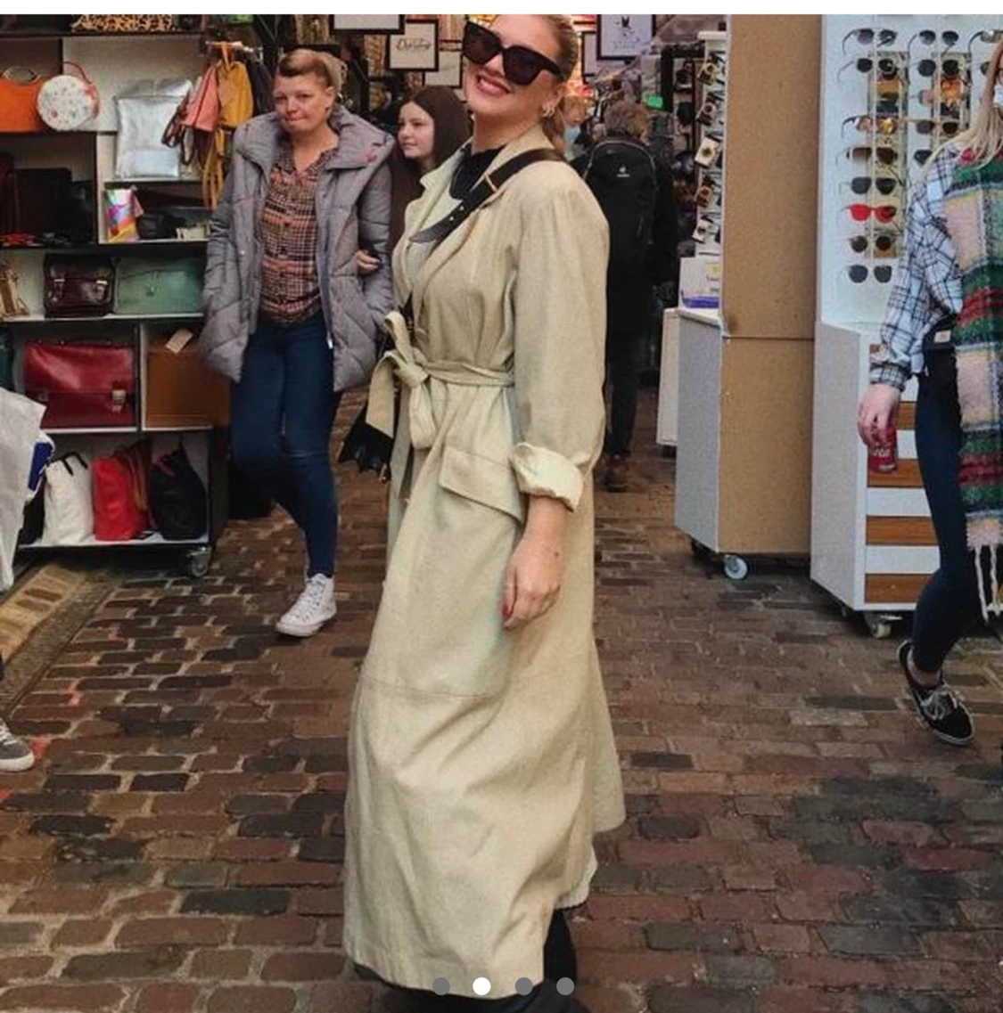 VINTAGE BEIGE LEATHERNECKS COAT! 🤍 - 90