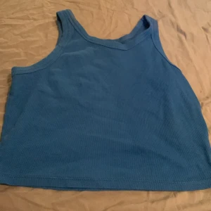 Blå magtröja från lager 157 - Gillar inte så mycket magtröjor och använder inte längre 