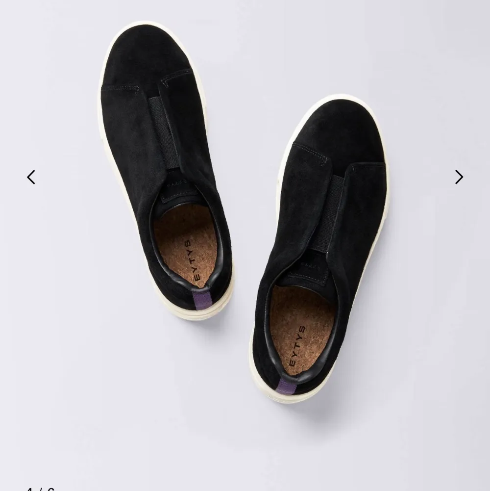 Jag har nu valt att lägga upp mina fina Eytys i modell doja, då de längre inte kommer till användning. Skorna är använda en gång, testade Max två gånger och köpta i April. 1500 vid en snabb affär. Skorna är för tillfället slutsålda på hemsidan!! . Skor.