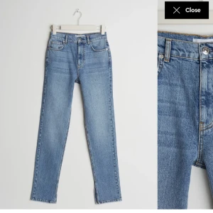 Nicki Studio Jeans med slits  - Jeans med slits fr. Nicki Studios köp från Gina Tricot för något år sedan. Aldrig använda, endast testade. 
