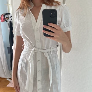 Vit vintage klänning - Linneklänning som passar perfekt till det mesta 🦋🌸