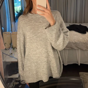 Stickad tröja  - Grå stickad tröja från lager 157 💖