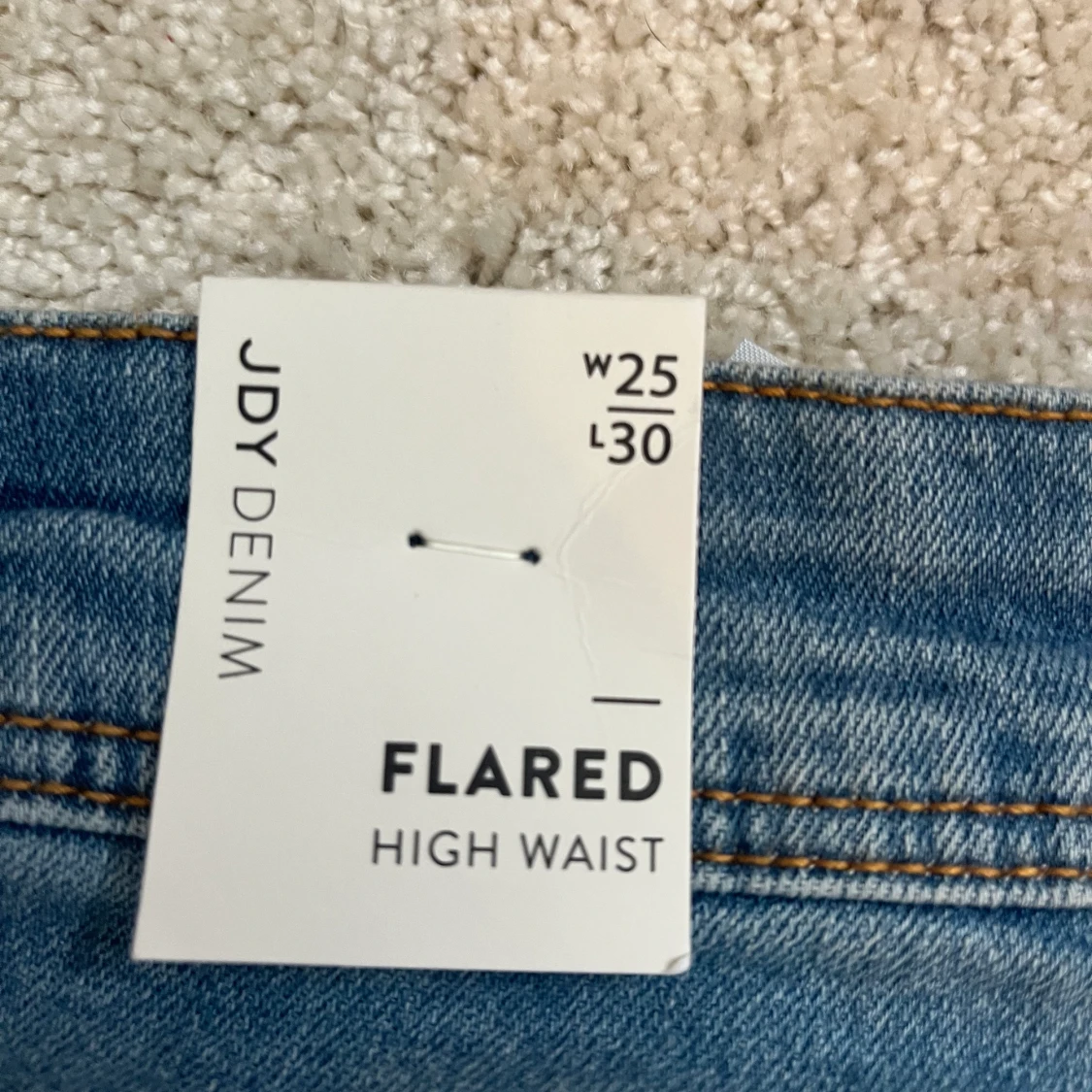 Oanvända bootcut jeans  - 91