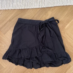 Söt omlottkjol! - Fint skick! 