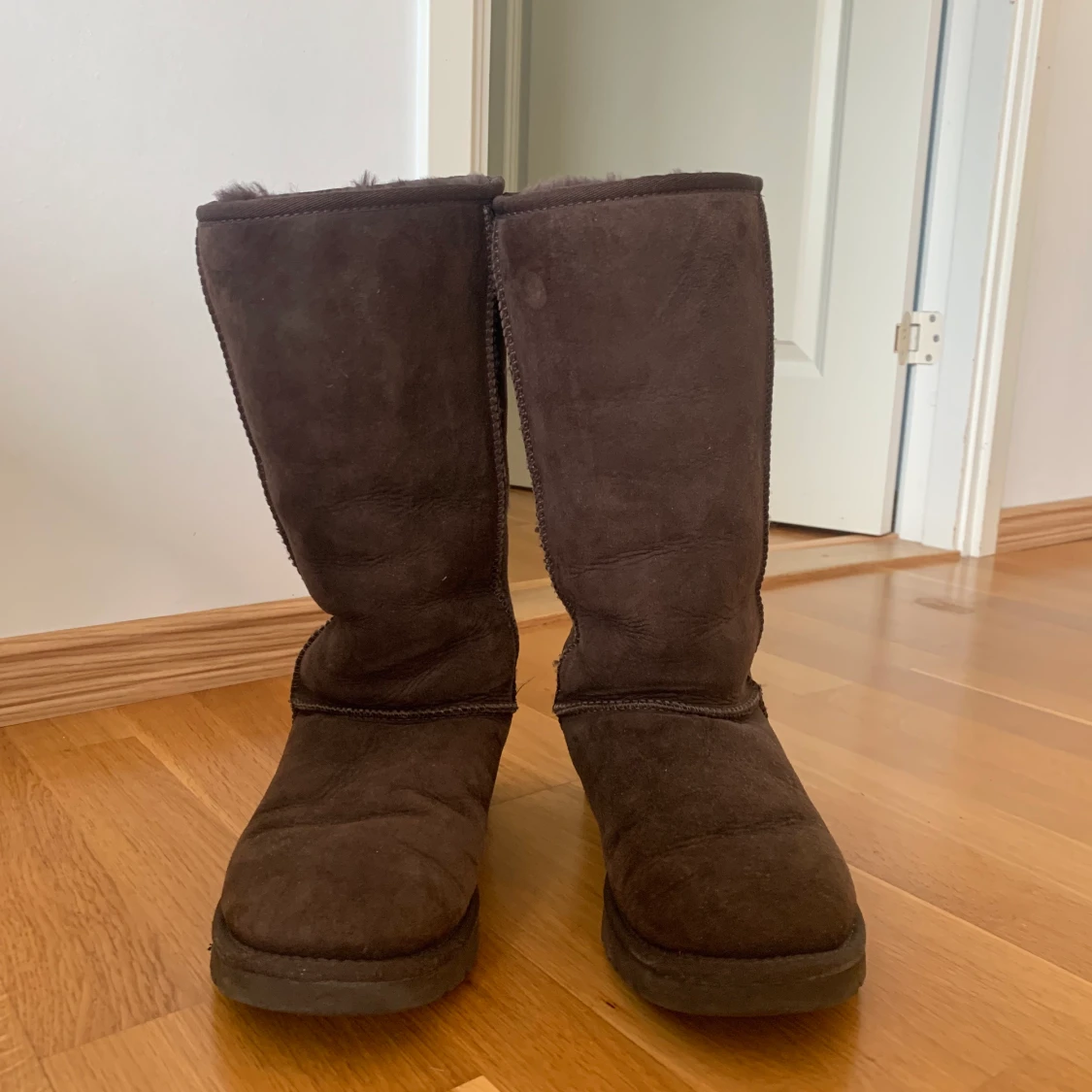 Uggs  - 90