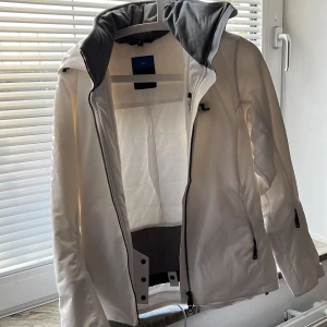 Jacka - Helt nu skidjacka från J.Linderberg 