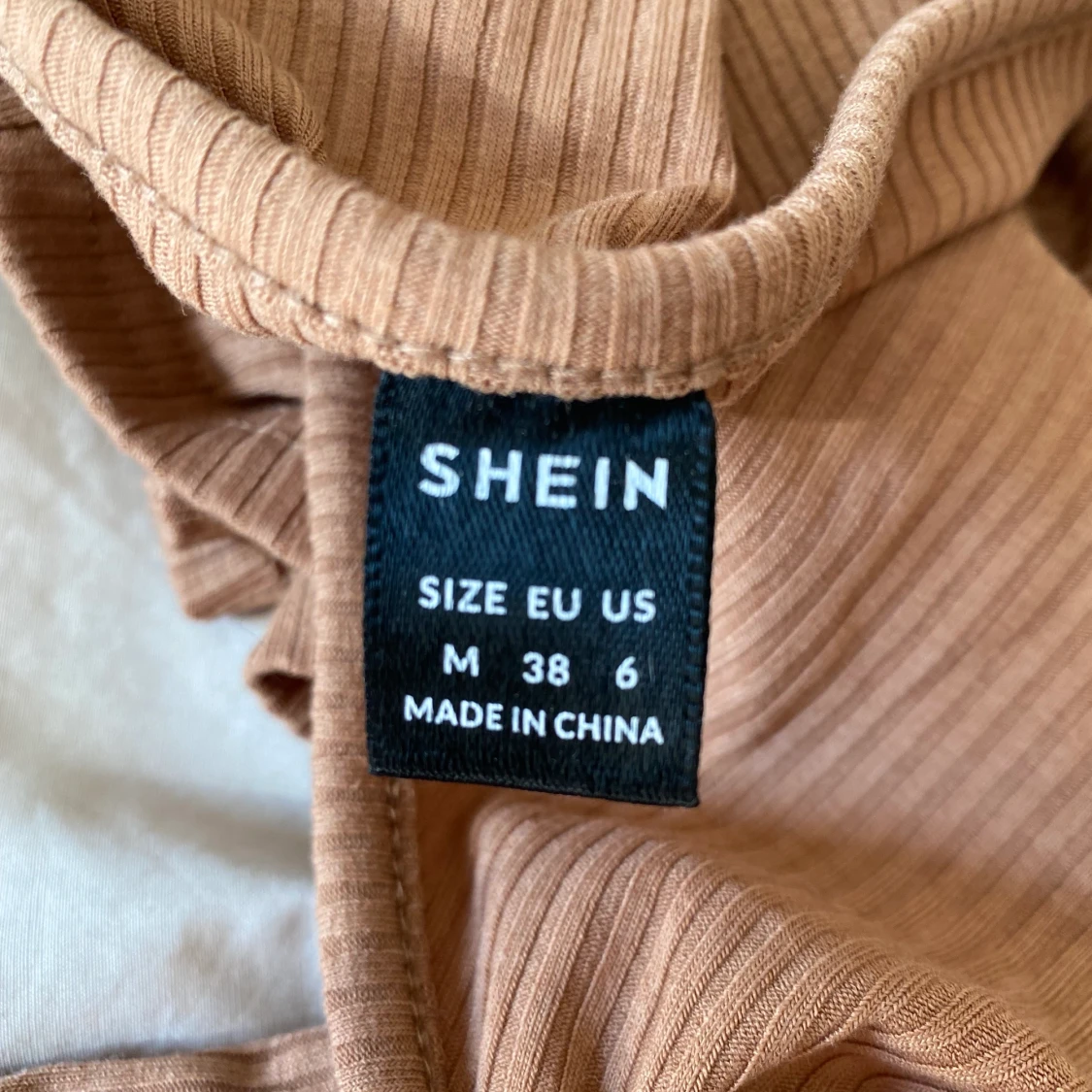 Halterneck topp  - 91