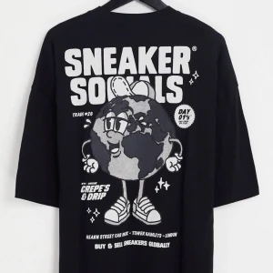 Ny Tshirt sneaker - Hej! Jag säljer min helt nya & oanvända T-Shirt från ASOS i strl M som är helt slutsåld. Säljer pga retur tiden gått ut :(  Nypris: 249kr. Säljer för 220kr. Vid stort intresse blir det budgivning!